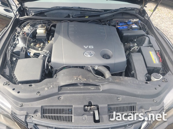 Toyota Mark X 2,5L 2012-6