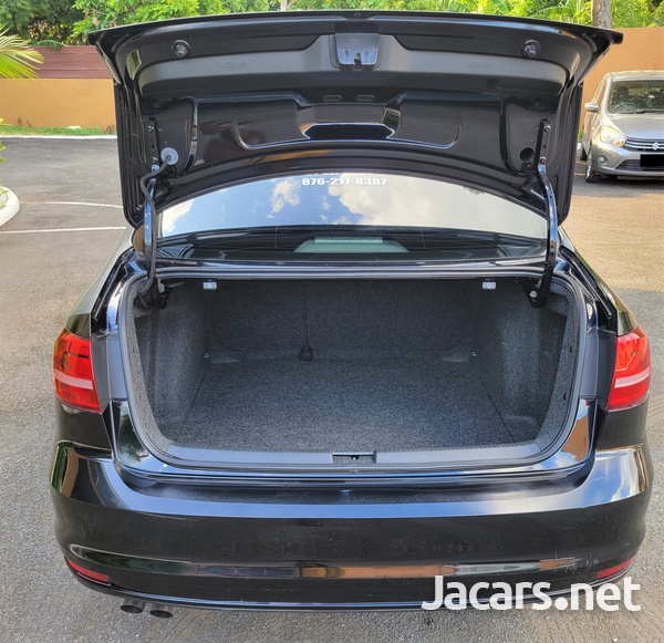 Volkswagen Jetta 1,4L 2017-7