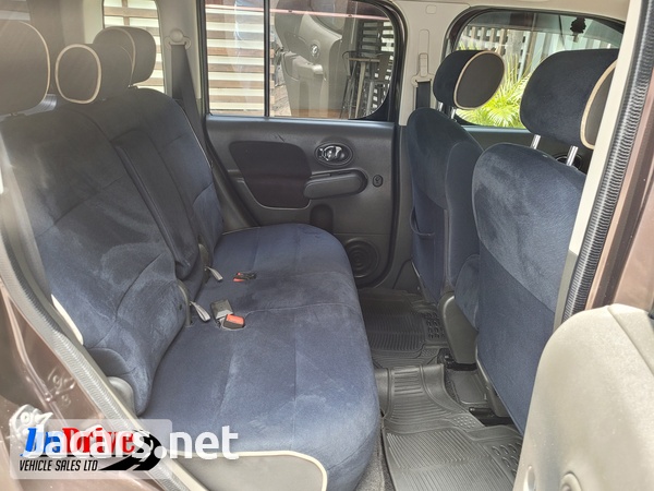 Nissan Cube 1,4L 2012-7