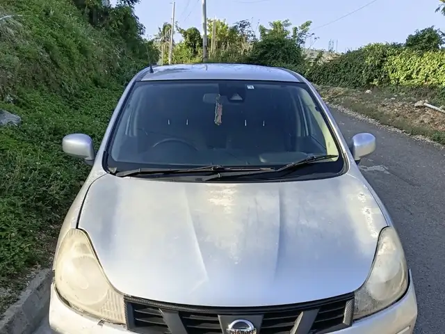 Nissan AD Wagon