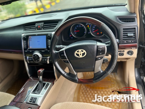 Toyota Mark X 3,5L 2012-5
