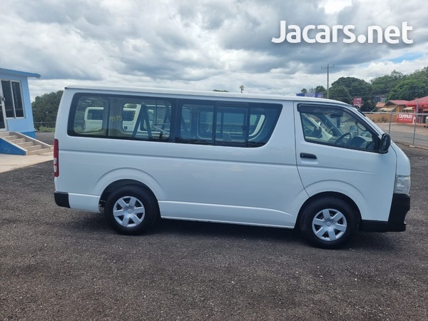 Toyota Hiace 2,0L 2013-2