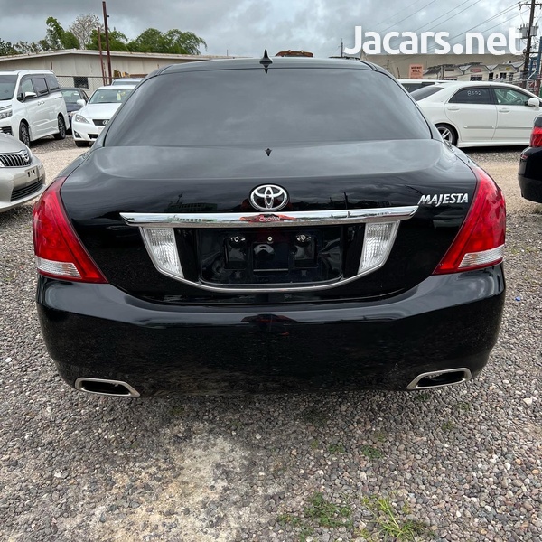 Toyota Crown 2,5L 2012-5