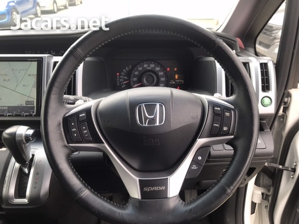 Honda Stepwgn Spada 2,0L 2013