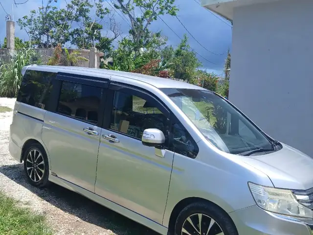 Honda Stepwgn Spada