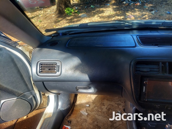 Honda Civic 1,6L 2000-9