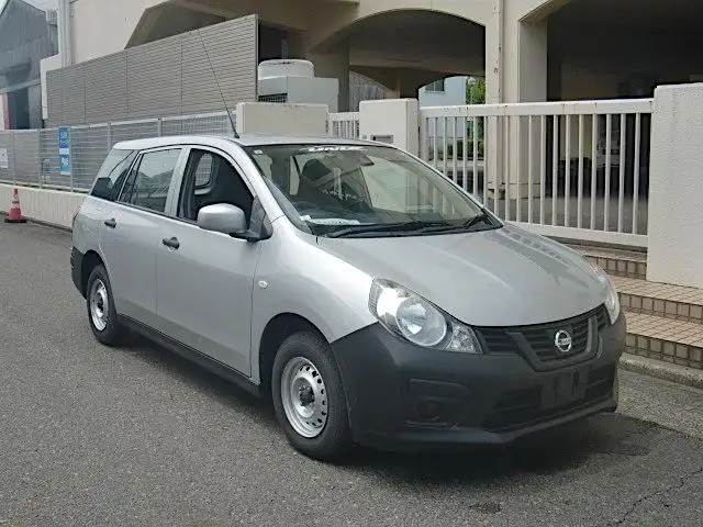 Nissan AD Wagon