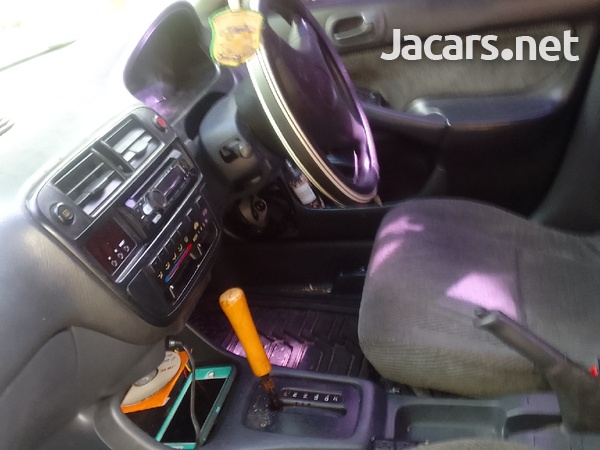 Honda Civic 1,1L 1999-4