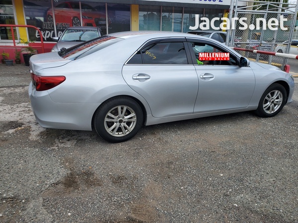Toyota Mark X 2,5L 2016-12