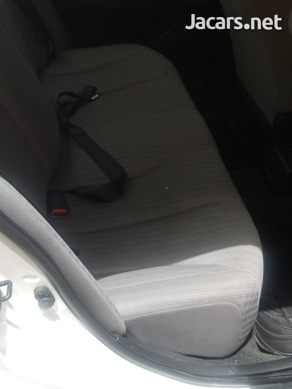 Nissan Tiida 1,5L 2010-7