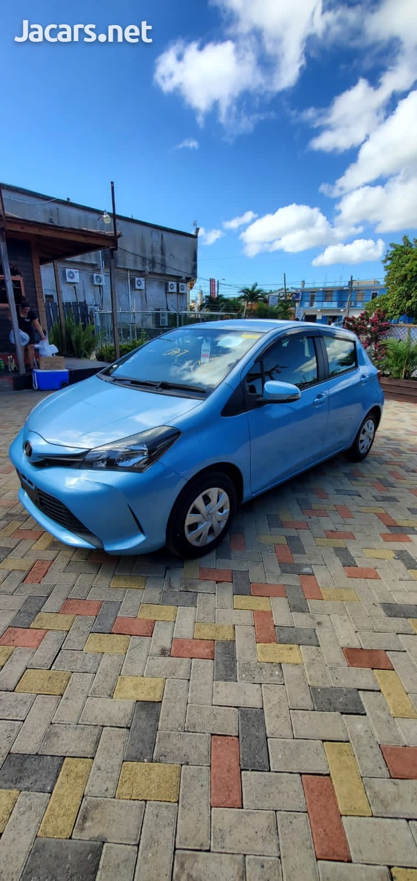 Toyota Vitz 1,0L 2017-3