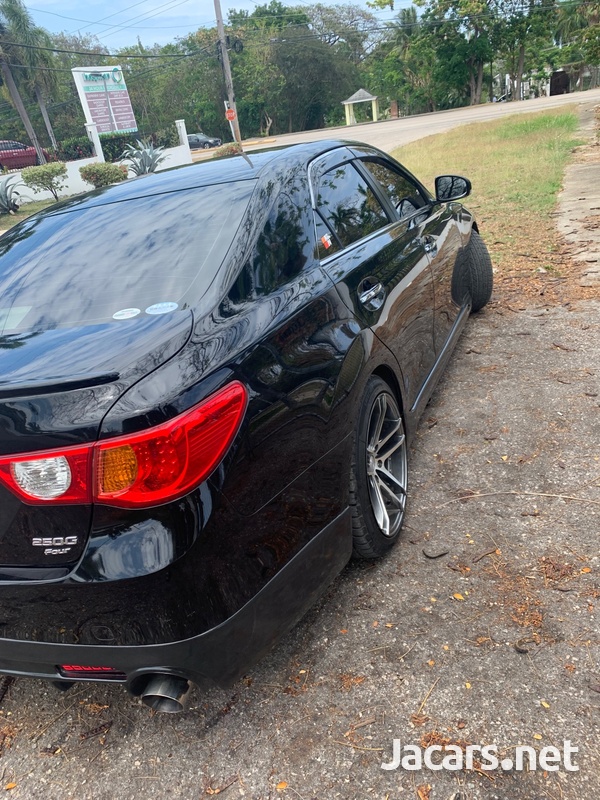 Toyota Mark X 2,5L 2012-7