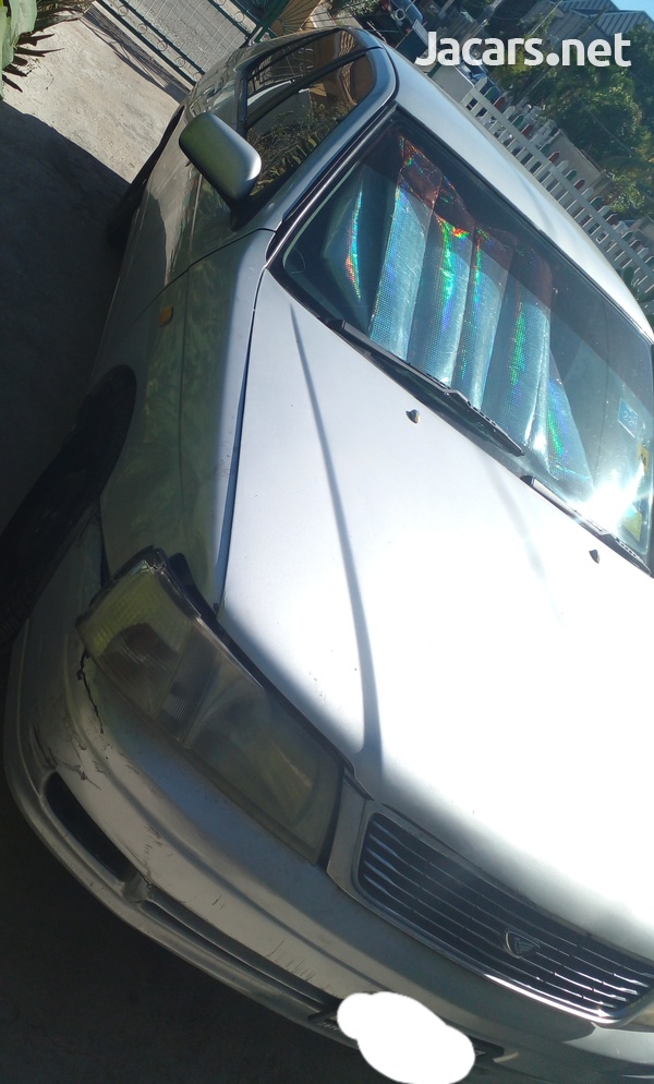 Nissan Bluebird 2,4L 1999-5