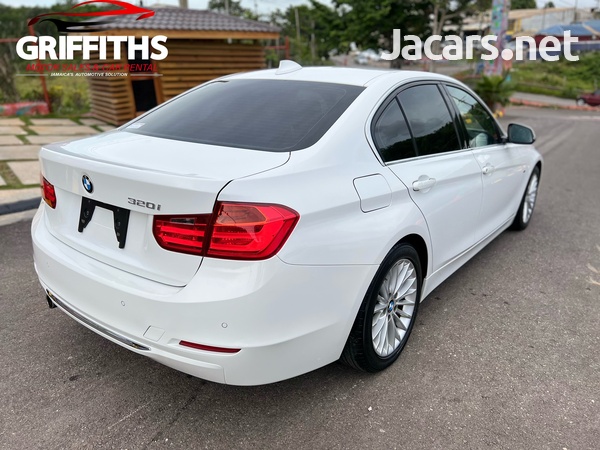 BMW 3-Series 2,0L 2014-4