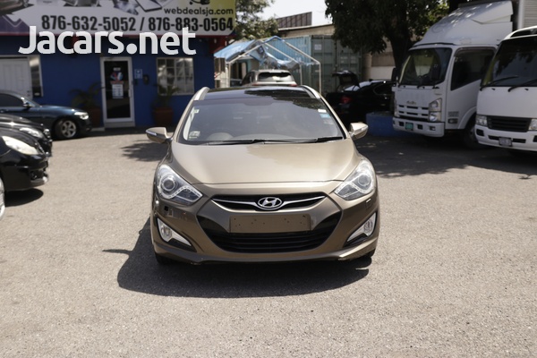 Hyundai i40 2,0L 2013-4