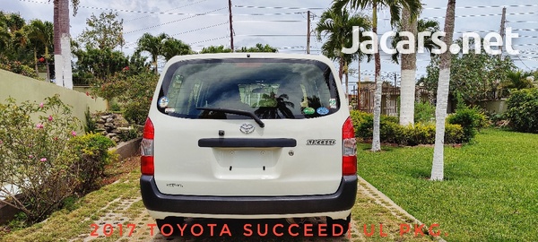 Toyota Succeed 1,5L 2017-7