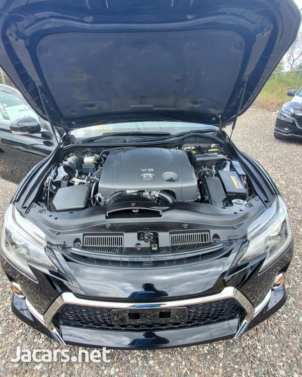 Toyota Mark X 3,5L 2016-8