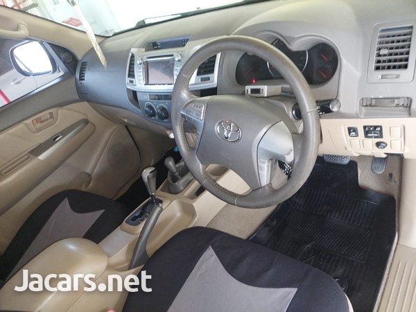 Toyota Hilux 3,0L 2013-7