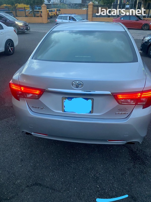 Toyota Mark X 2,5L 2014-4