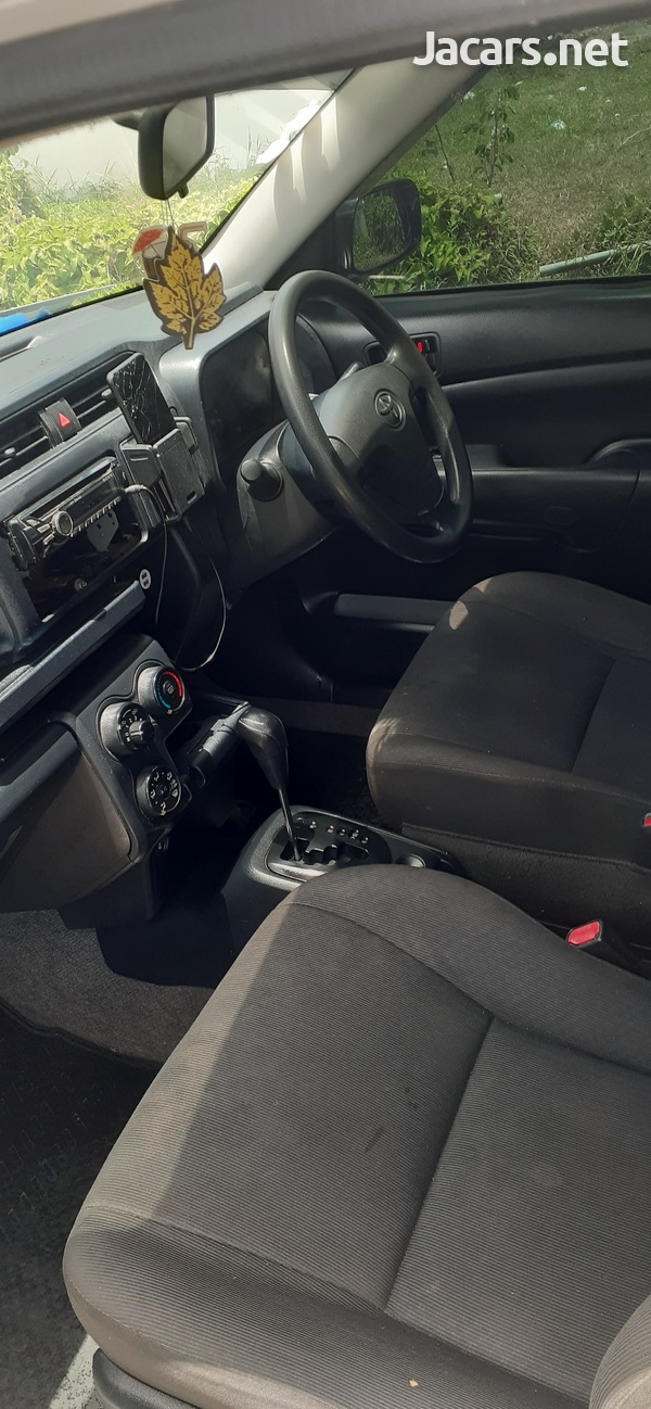 Toyota Probox 1,5L 2014-6