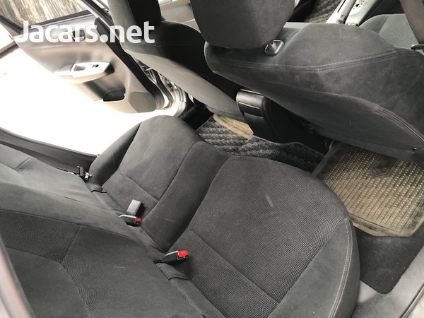 Subaru Impreza 1,5L 2010-7