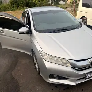 Honda Grace