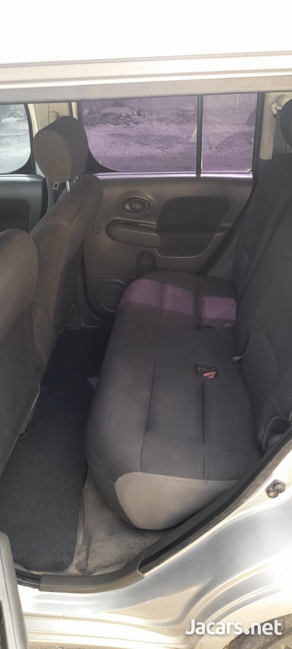 Nissan Cube 1,8L 2009-7