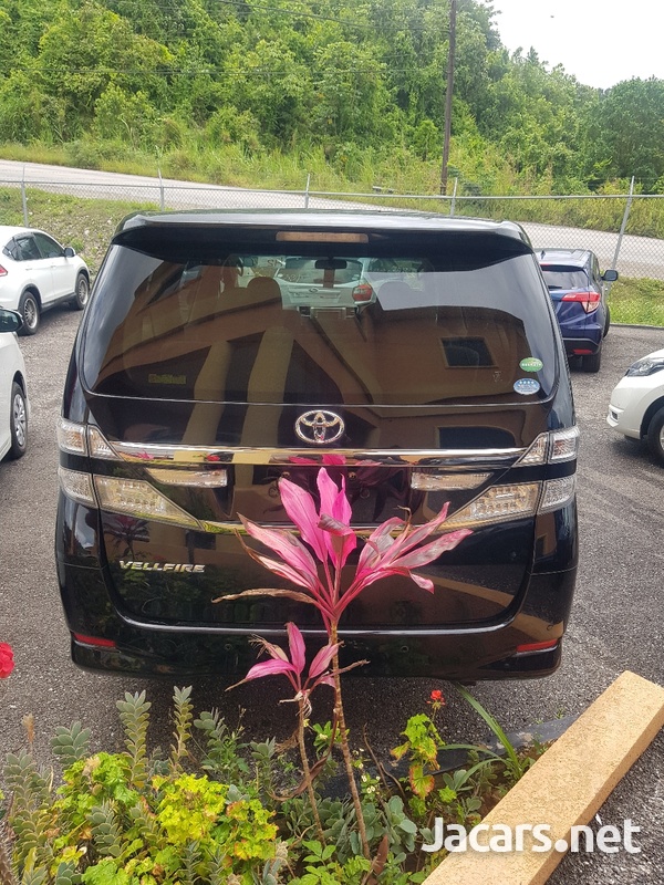 Toyota Vellfire 2,4L 2013-6