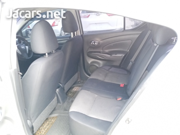 Nissan Latio 1,3L 2015-6