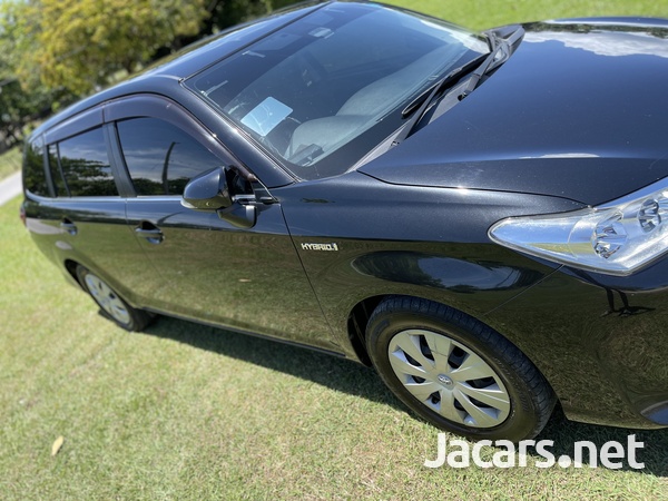 Toyota Fielder 1,5L 2016-3