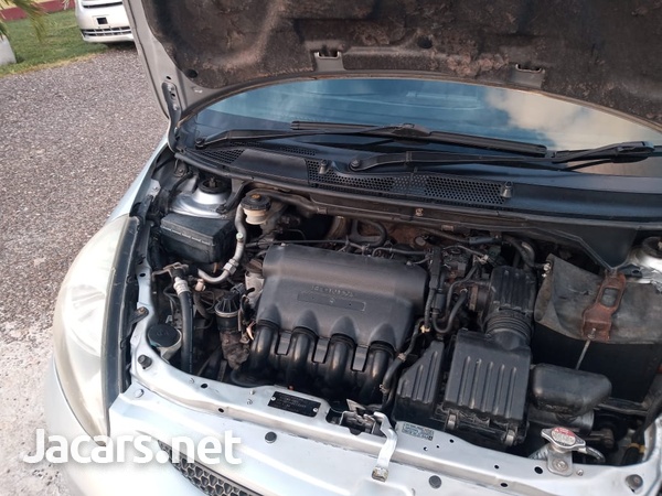 Honda Fit 1,3L 2006-5
