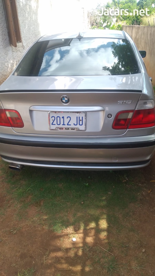 BMW 3-Series 2,0L 2001-4