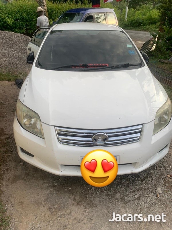 Toyota Axio 1,5L 2010-4