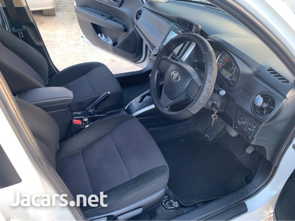 Toyota Fielder 1,8L 2017-4