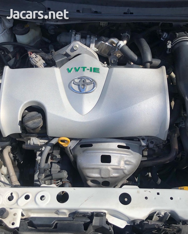 Toyota Axio 1,5L 2015-9