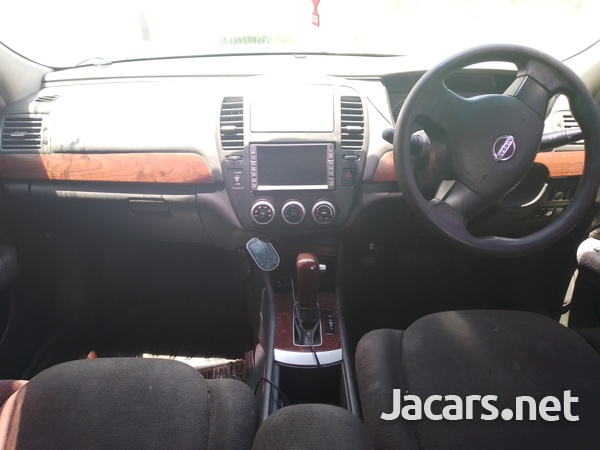 Nissan Bluebird 2,0L 2007-1