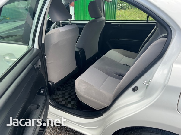 Toyota Axio 1,5L 2017-6