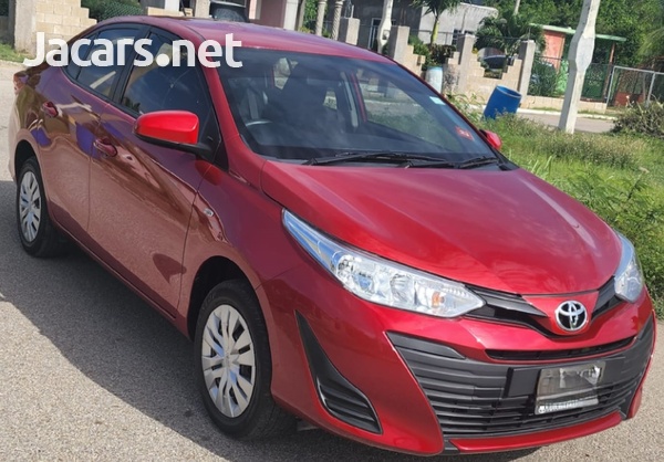 Toyota Yaris 1,3L 2020-10