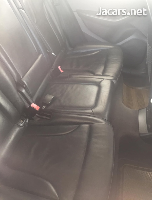 Audi Q5 2,0L 2012-5