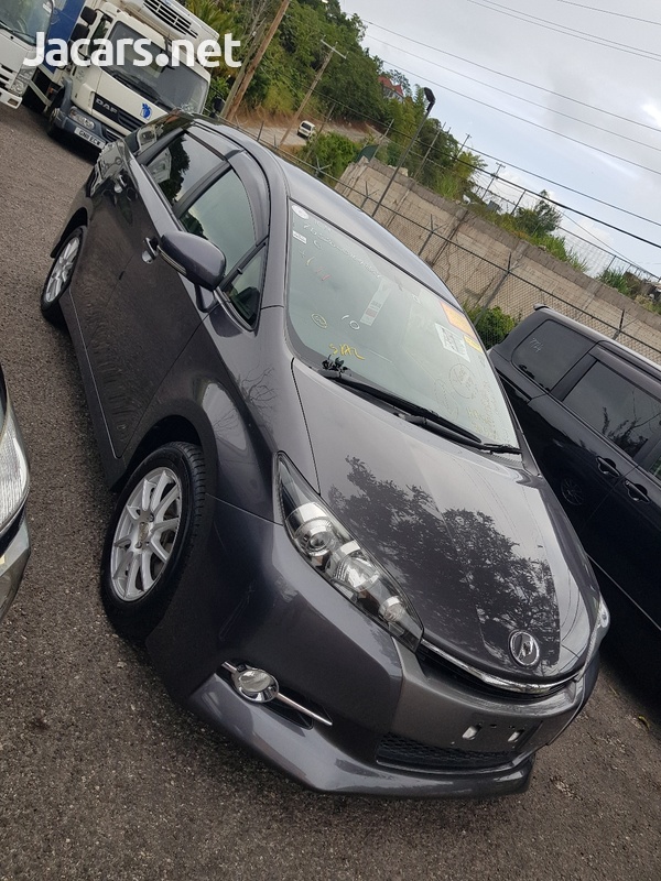 Toyota Wish 1,8L 2013-2