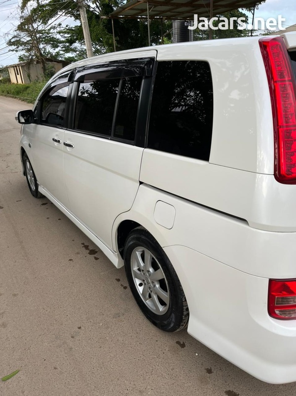 Toyota Isis 1,8L 2010-4