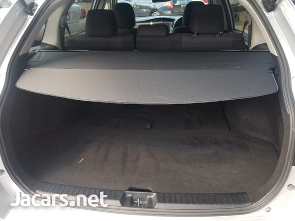 Toyota Fielder 1,5L 2017-14