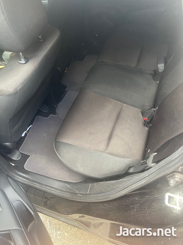 Honda Fit 1,5L 2015-9