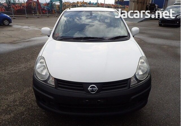 Nissan AD Wagon 1,5L 2016-3