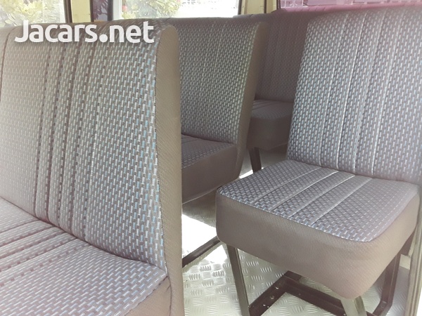 HEADLEYS BUS SEATS FOR TOYOTA HIACE AND NISSAN CARRAVAN.876 3621268-1