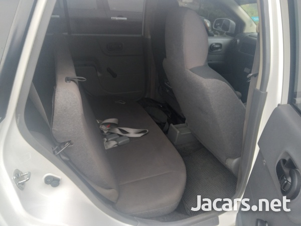 Nissan AD Wagon 1,5L 2016-10