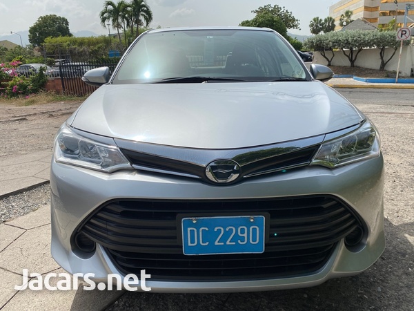Toyota Axio 1,3L 2017-1