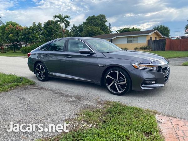 Honda Accord 1,5L 2018-4