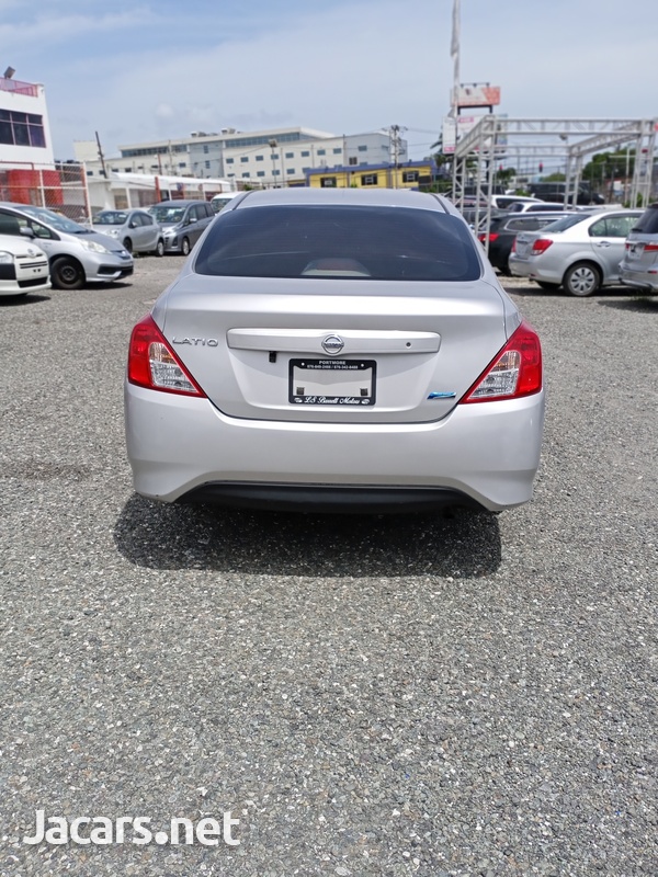 Nissan Latio 1,3L 2015-4