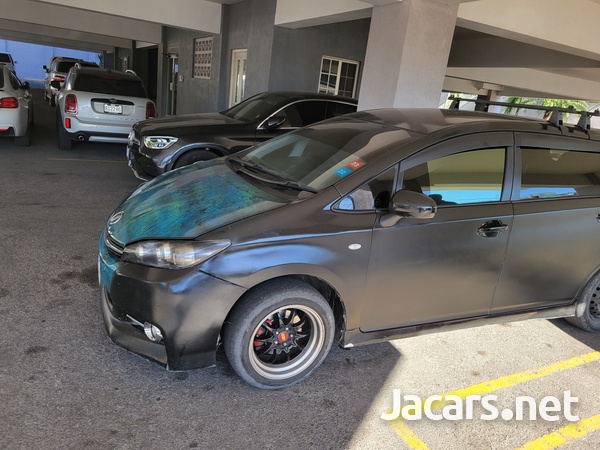 Toyota Wish 1,8L 2010-11